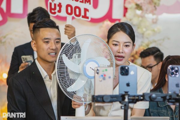 TikTok Shop thu thêm phí mới, cao nhất 65.000 đồng: Người bán giật mình