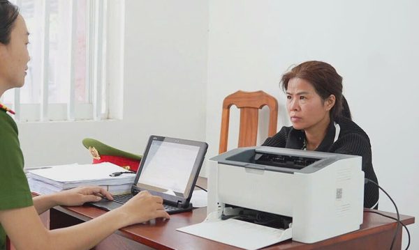 TikToker 'QuyHoi' bị bắt vì đăng video sai sự thật để câu view