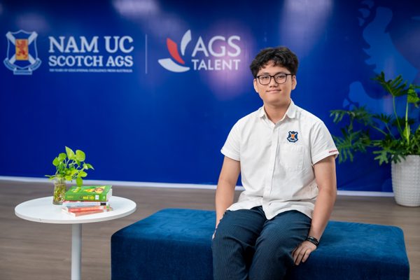 Tìm thấy đam mê, giành thủ khoa môn học từng nghĩ không phải sở trường