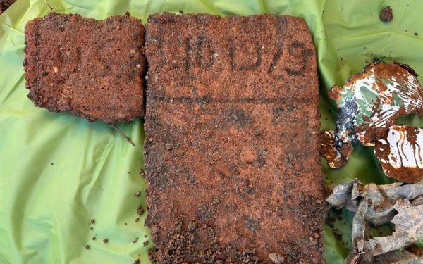 Tìm thấy thêm 1 hài cốt liệt sĩ tại Lào cùng với tấm bia ghi 'HS 8.10.1979'