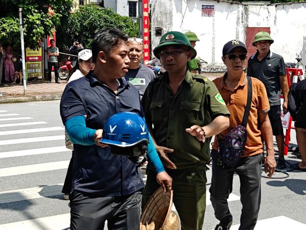 Tìm thấy thi thể nghi là nam sinh mất tích khi đi qua đường ngập ở Hà Nội