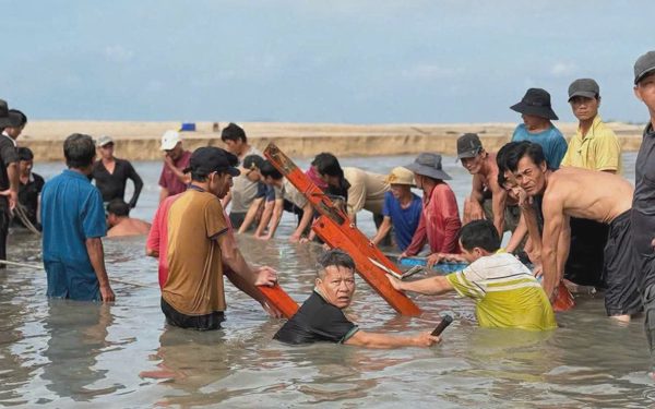 Tìm thấy thi thể ngư dân vụ va chạm ghe cá ở Phan Rí Cửa