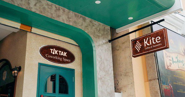 Tìm về cổ điển giữa những tấp nập tại Kite Coffee & Souvenirs