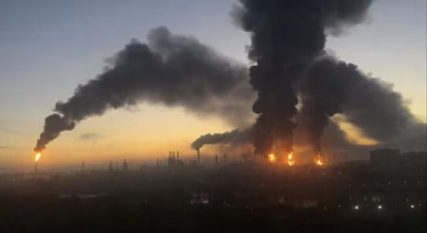 Tin nóng thế giới hôm nay 31/10: Ukraine nối lại tấn công nhà máy lọc dầu Nga