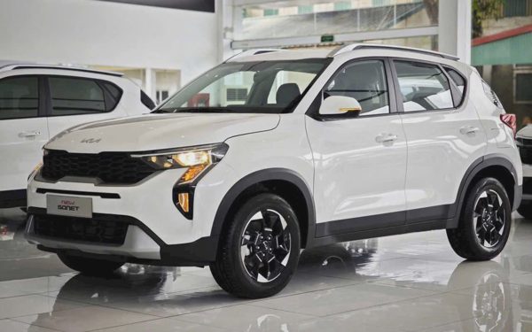 Tin tức giá xe: Kia Sonet lại 'phá giá' phân khúc, thực tế còn chưa đến 440 triệu đồng