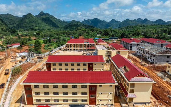 Tin tức sáng 14-10: Nghiên cứu, xây dựng mô hình trường học xã hội chủ nghĩa tại nơi đủ điều kiện