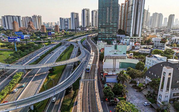 Tin tức sáng 19-10: Đề xuất thu 1% giá trị chuyển nhượng đất trong khu vực TOD tại TP.HCM