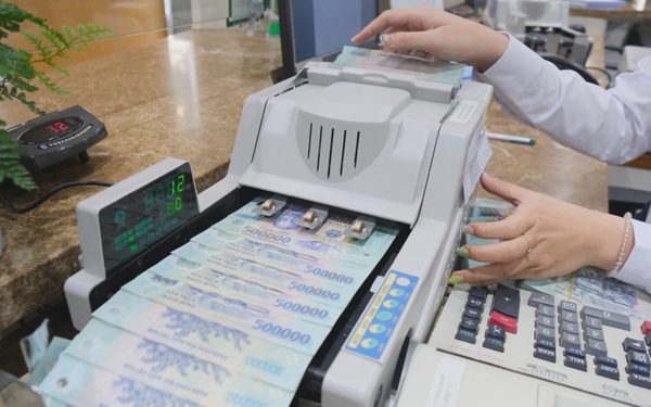 Tin tức sáng 26-8: Lãi suất liên ngân hàng lại tăng; Ông Tô Hải mua vào hàng trăm tỉ đồng cổ phiếu Vietcap