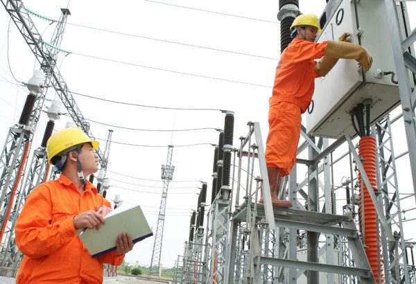 Tin vui về giá điện, thuế xăng dầu