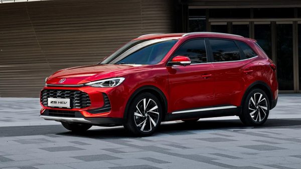 Tin xe 16/10: MG ZS có thể sớm về Việt Nam, Porsche Mission S dần lộ diện