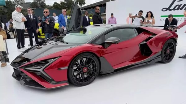 Tin xe 7/9: Lamborghini Revuelto SV mở bán tại Việt Nam, giá hơn 60 tỷ đồng
