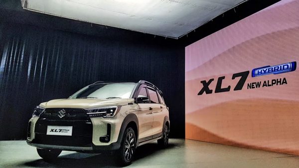 Tin xe ngày 22/10: Suzuki XL7 2026 sắp về Việt Nam, Fortuner mới hẹn ngày ra mắt
