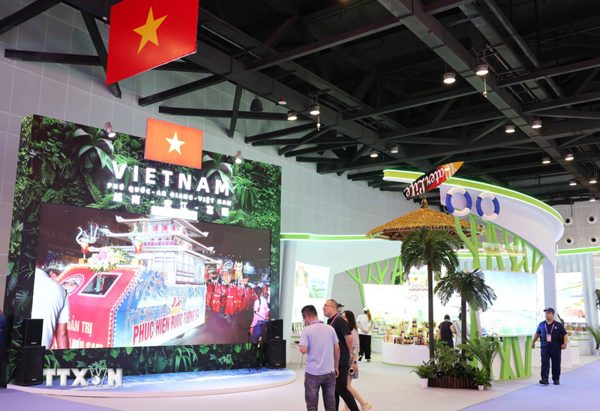 Tỉnh An Giang lọt top 10 “Thành phố quyến rũ” tại CAEXPO