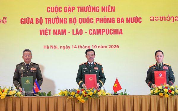 Tình cảm đoàn kết Việt Nam - Lào - Campuchia ngày càng gắn bó, bền chặt