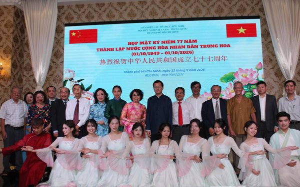 Tình hữu nghị Việt Nam - Trung Quốc ngày càng đậm sâu qua giao lưu nhân dân