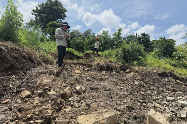 Tính phương án tái định cư cho người dân thôn Đắk Snao ở Lâm Đồng