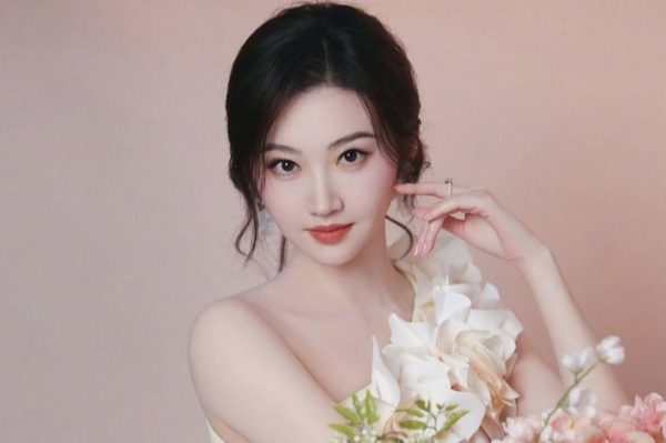 Tình trạng của Cảnh Điềm giữa ồn ào tình - tiền chấn động với tỷ phú