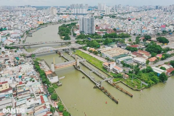 Tình trạng ngập tại TPHCM thay đổi ra sao khi dự án 10.000 tỷ hoạt động?
