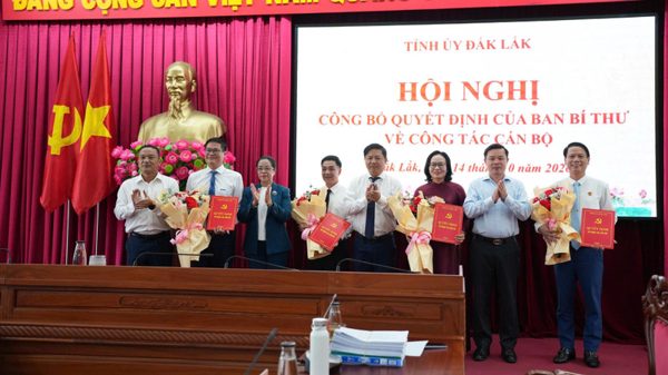Tỉnh ủy Đắk Lắk công bố quyết định của Ban Bí thư về công tác cán bộ