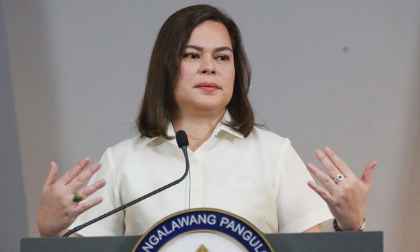 Tòa án phát lệnh bắt Phó tổng thống Philippines