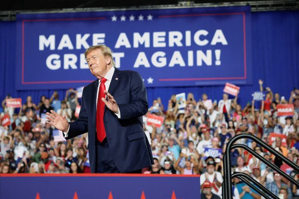Toàn cảnh bầu cử giữa nhiệm kỳ Mỹ: Phép thử cam go với Tổng thống Donald Trump