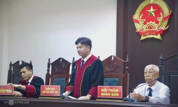 Tôi muốn làm hội thẩm nhân dân trong các phiên tòa, cần nộp đơn ở đâu?