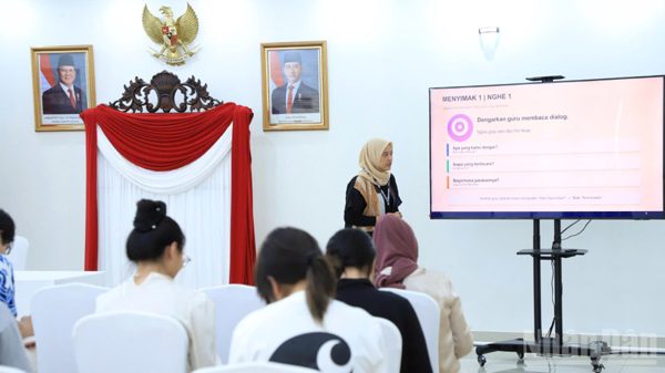 Tôn vinh ngôn ngữ, bồi đắp cội nguồn