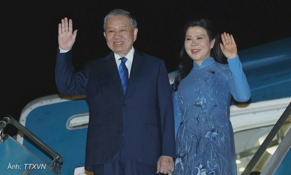 Tổng Bí thư, Chủ tịch nước lên đường thăm Đan Mạch, EU và Bỉ