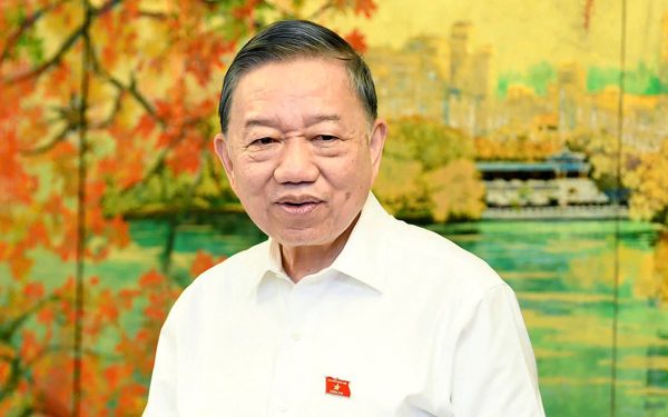 Tổng Bí thư, Chủ tịch nước: Nếu phát hiện đồng hồ điện, nước, xăng dầu đo sai, thì phải bồi thường cho người bị hại