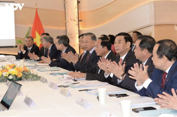 Tổng Bí thư, Chủ tịch nước tiếp chuyên gia công nghệ người Việt Nam tại Pháp