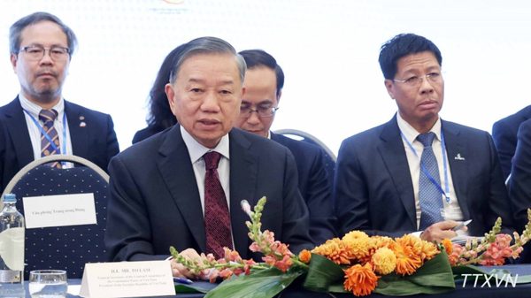 Tổng Bí thư, Chủ tịch nước Tô Lâm dự Tọa đàm cấp cao với Lãnh đạo các doanh nghiệp tiêu biểu châu Âu