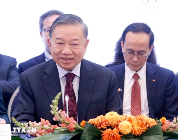 Tổng Bí thư, Chủ tịch nước Tô Lâm dự tọa đàm cấp cao với lãnh đạo doanh nghiệp tiêu biểu châu Âu và Bỉ