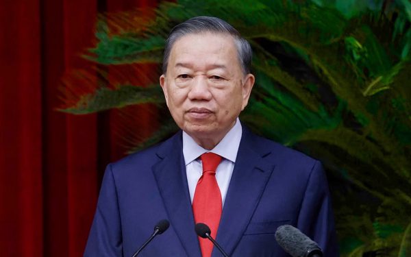 Tổng Bí thư, Chủ tịch nước Tô Lâm ký ban hành Nghị quyết Hội nghị Trung ương 4