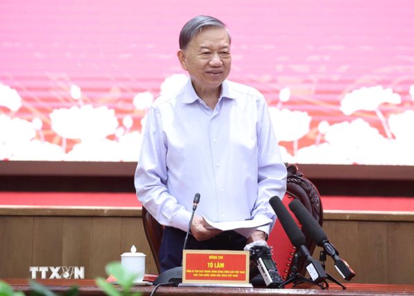 Tổng Bí thư, Chủ tịch nước Tô Lâm: Thủ đô phải đi đầu trong xây dựng đội ngũ cán bộ