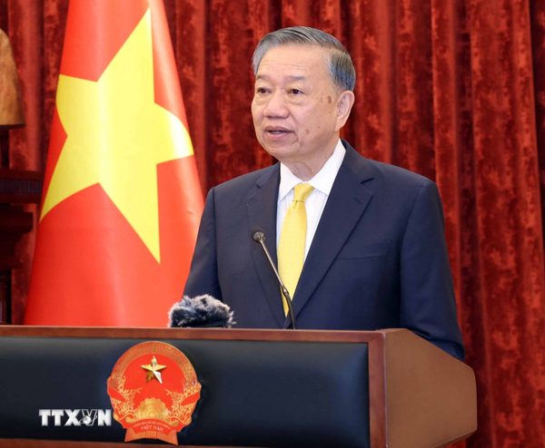 Tổng Bí thư, Chủ tịch nước Tô Lâm trao quyết định bổ nhiệm 4 Kiểm sát viên Viện kiểm sát nhân dân tối cao