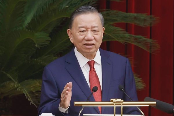 Tổng Bí thư, Chủ tịch nước: "Trung ương quyết định đổi mới công tác cán bộ"