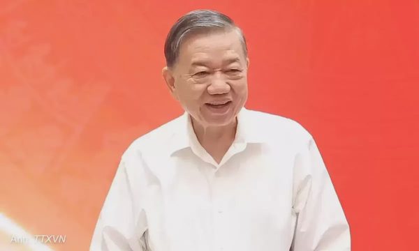 Tổng Bí thư, Chủ tịch nước: Ưu tiên gỡ vướng pháp luật cản trở đầu tư, vận hành bộ máy