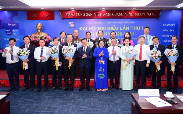 Tổng giám đốc Cơ quan Báo và Phát thanh, Truyền hình TP.HCM Lê Văn Minh làm Chủ tịch Hội Nhà báo TP.HCM