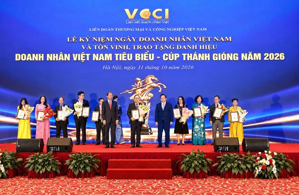 Tổng Giám đốc Eurowindow Nguyễn Cảnh Hồng được vinh danh Doanh nhân Việt Nam tiêu biểu năm 2026