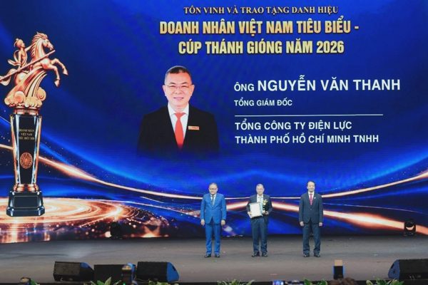 Tổng giám đốc EVNHCMC được vinh danh tại Cúp Thánh Gióng năm 2026