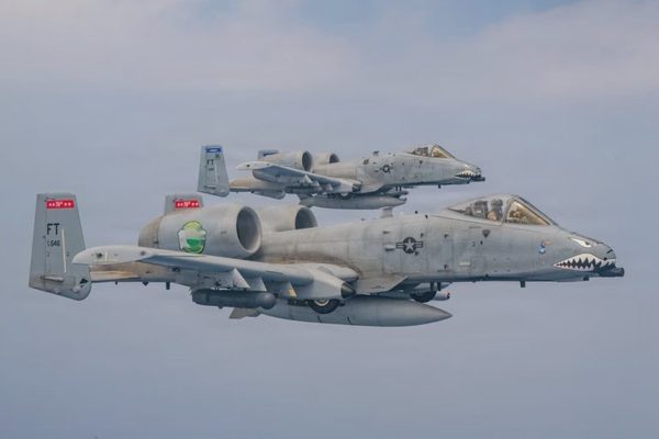 Tổng thống Donald Trump: "Mỹ có thể tấn công Iran ngay ngày mai"