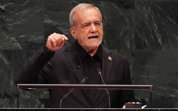 Tổng thống Iran khẳng định Tehran 'không còn tin tưởng' vào đàm phán với Washington