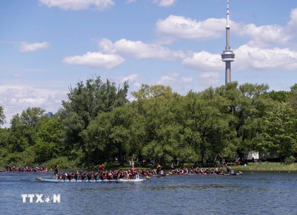 Tổng thống Mỹ muốn đổi tên hồ Ontario giữa lúc căng thẳng thương mại với Canada