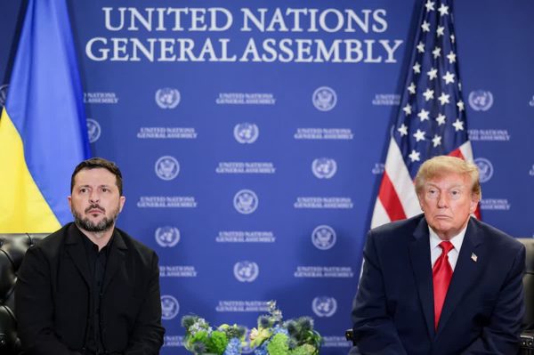 Tổng thống Mỹ Trump chật vật tìm 'lối thoát chính trị' trước cuộc bầu cử giữa nhiệm kỳ