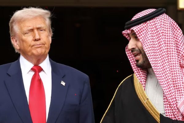 Tổng thống Mỹ Trump gạt thỉnh cầu của Thái tử Ả-rập Xê-út về Houthi