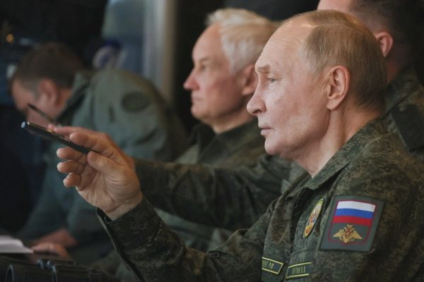 Tổng thống Putin lên tiếng về cảnh báo Nga có thể tấn công châu Âu