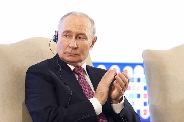 Tổng thống Putin nói các quốc gia trừng phạt Nga đang suy thoái