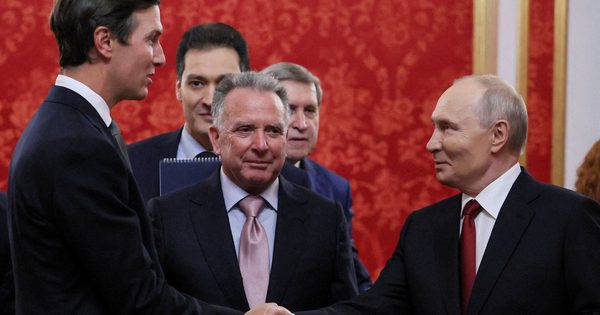 Tổng thống Putin nói gì khi gặp các đặc phái viên Mỹ?