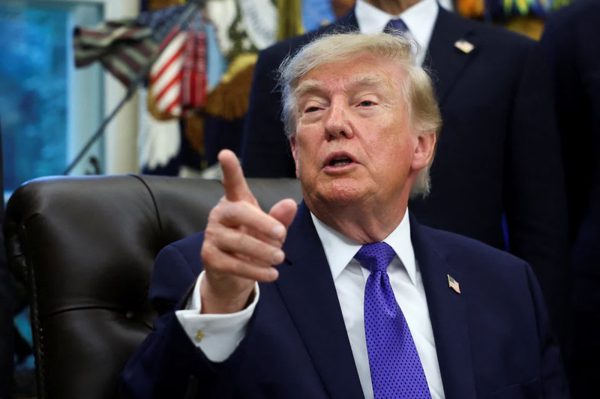 Tổng thống Trump bác thông tin nới lỏng trừng phạt với Iran để đổi lấy nhượng bộ về hạt nhân