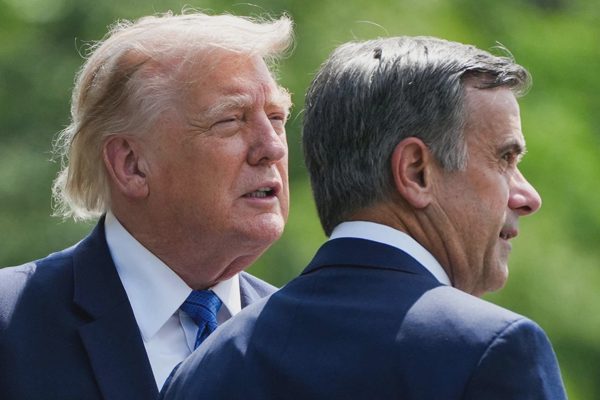 Tổng thống Trump lên tiếng về chuyến thăm bí mật của giám đốc CIA tới Nga